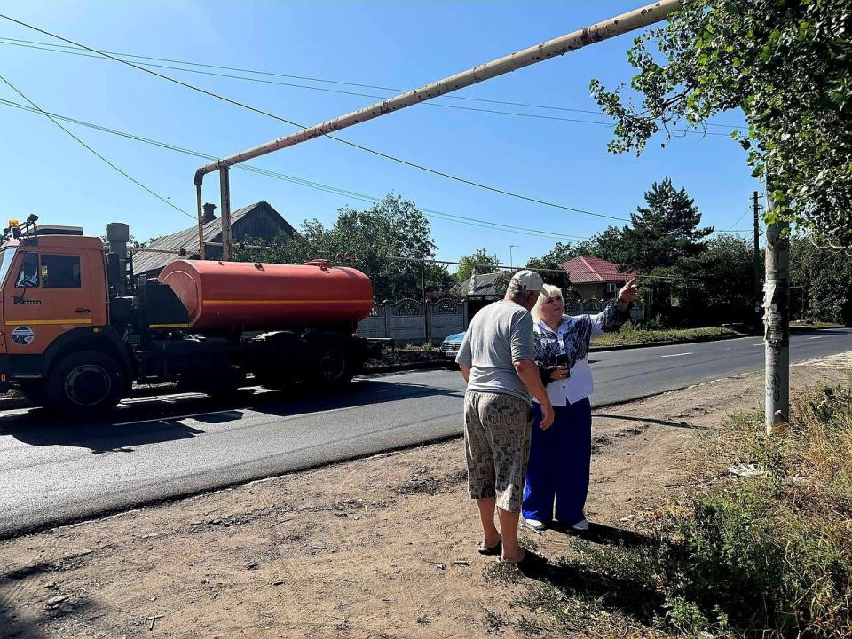 Депутаты Макеевского городского совета продолжают мониторинг подвоза воды населению  Депутаты Макеевского городского совета продолжают мониторинг подвоза воды населению