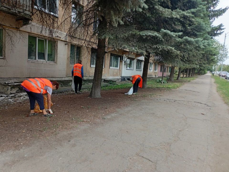 С целью наведения надлежащего санитарного порядка в преддверии празднования 82-й годовщины освобождения Макеевки и Донбасса от немецко-фашистских захватчиков и Дня города Макеевка предприятия, организации и учреждения района... С целью наведения надлежащего санитарного порядка в преддверии празднования 82-й годовщины освобождения Макеевки и Донбасса от немецко-фашистских захватчиков и Дня города Макеевка предприятия, организации и учреждения района...