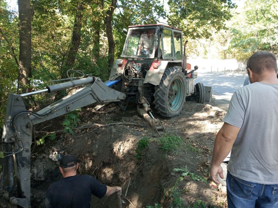 Депутаты Народного Совета: ежедневная борьба за воду Депутаты Народного Совета: ежедневная борьба за воду