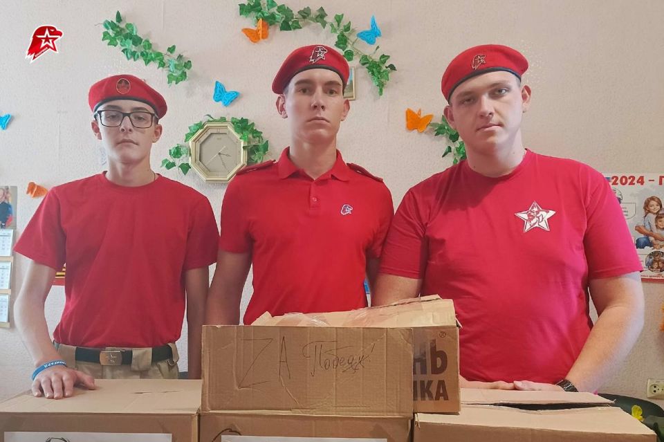 Спасибо вам, наши Герои. В преддверии Дня освобождения Донбасса юнармейцы местного отделения Макеевки имени Героя специальной военной операции А.М. Линёва поблагодарили защитников нашей Родины