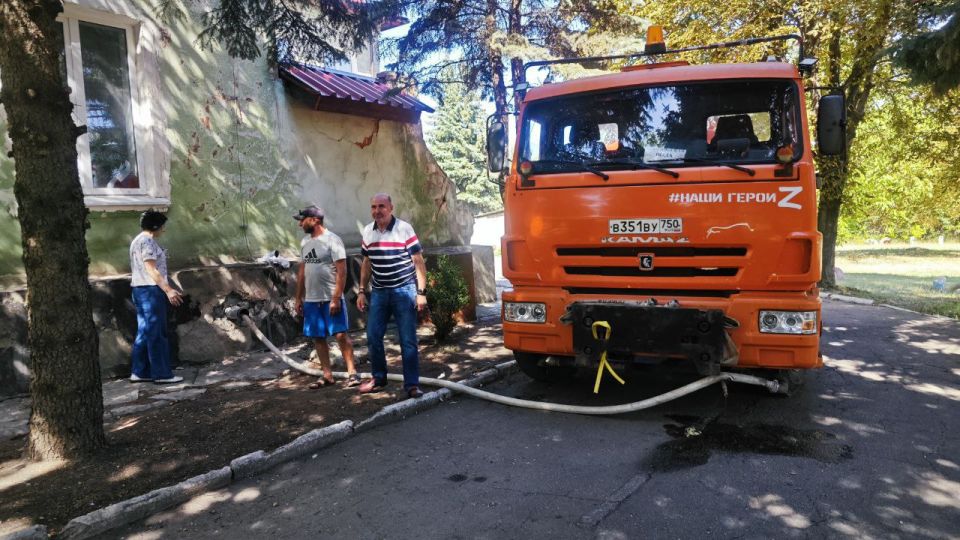 Депутаты Макеевского городского совета продолжают мониторинг подвоза воды населению  Депутаты Макеевского городского совета продолжают мониторинг подвоза воды населению