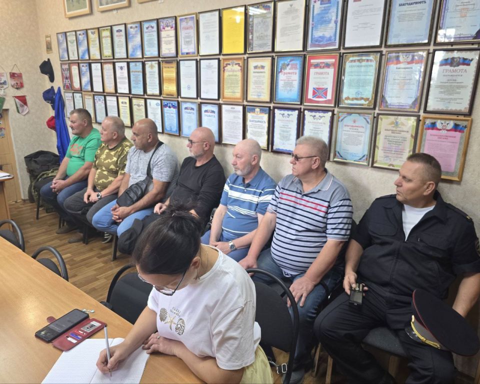 Дмитрий Огилец: 6 сентября 2025 года состоялось очередное расширенное правление Макеевской городской «Российский Союз ветеранов Афганистана и специальных военных операций».  Дмитрий Огилец: 6 сентября 2025 года состоялось очередное расширенное правление Макеевской городской «Российский Союз ветеранов Афганистана и специальных военных операций».