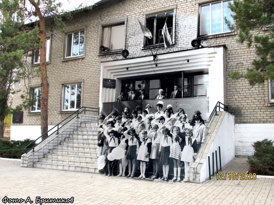 #Макеевке_335. Муниципальное бюджетное учреждение «Клуб пгт Ясиновка г. Макеевки» «Клуб пгт Ясиновка г. Макеевки» ведёт активную работу по патриотическому воспитанию молодого поколения #Макеевке_335. Муниципальное бюджетное учреждение «Клуб пгт Ясиновка г. Макеевки» «Клуб пгт Ясиновка г. Макеевки» ведёт активную работу по патриотическому воспитанию молодого поколения