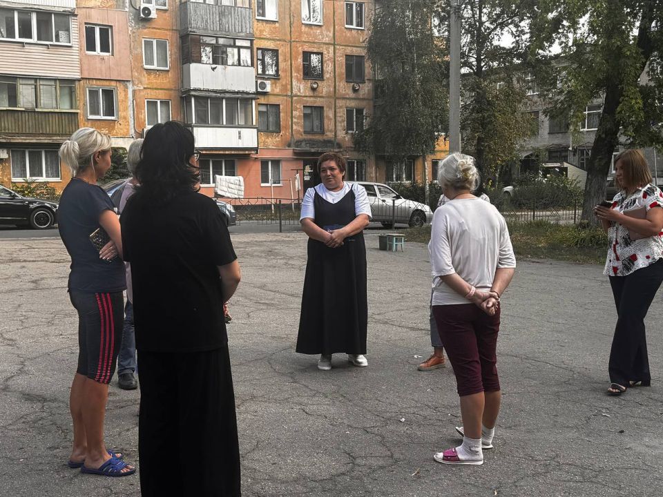  #________   (  )          ...