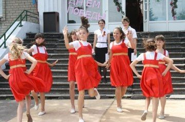 #Макеевке_335. Муниципальное бюджетное учреждение «Клуб пгт Ясиновка г. Макеевки» «Клуб пгт Ясиновка г. Макеевки» ведёт активную работу по патриотическому воспитанию молодого поколения #Макеевке_335. Муниципальное бюджетное учреждение «Клуб пгт Ясиновка г. Макеевки» «Клуб пгт Ясиновка г. Макеевки» ведёт активную работу по патриотическому воспитанию молодого поколения