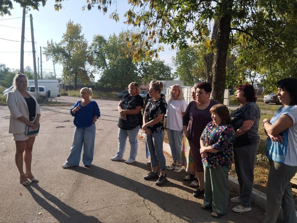 8                        1-2  ...