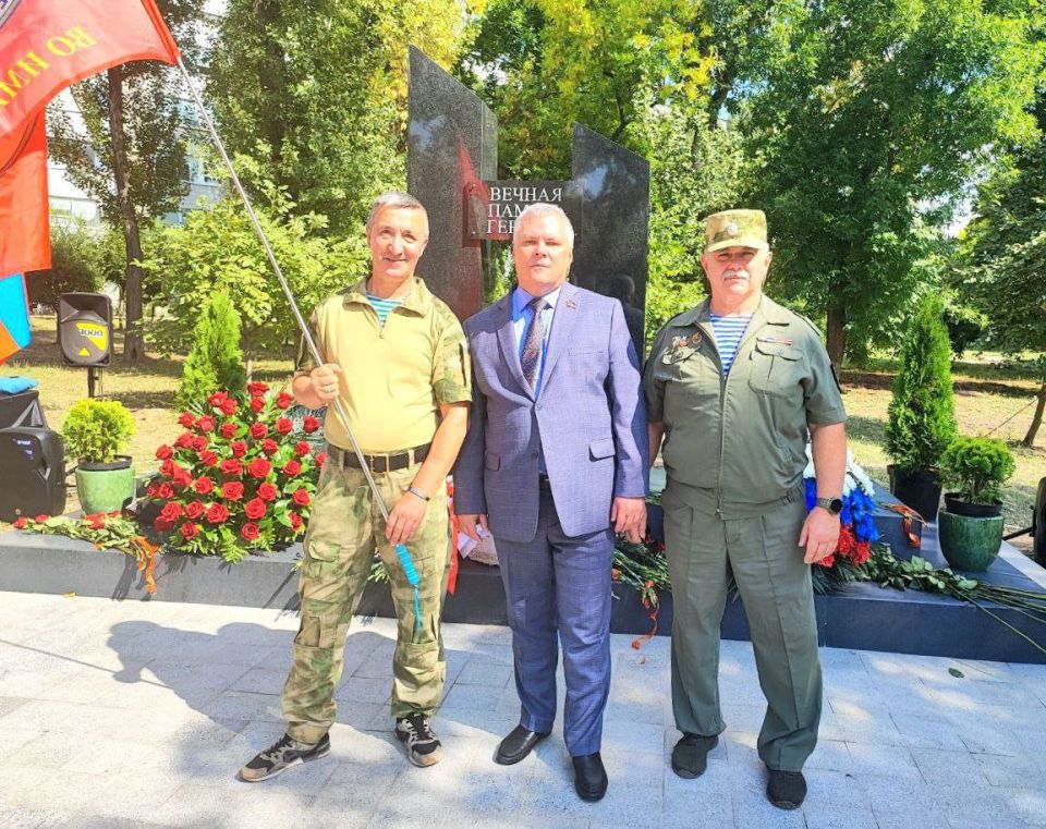  :  ..     ,              ( - )  . 