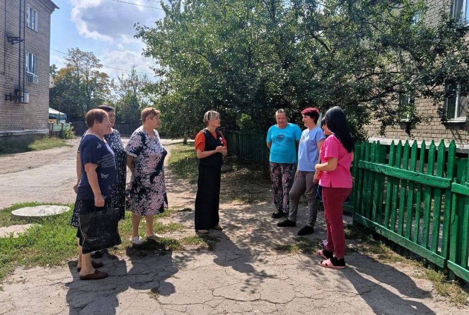 8 ,   ,      84                ,   16, 29...