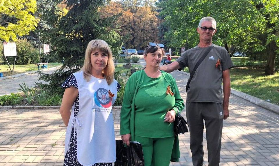 8 сентября, в день 82-й годовщины освобождения Донбасса и Макеевки от немецко-фашистских захватчиков, в рамках партийного проекта Единая Россия «Историческая память», проекта «Эхо времен» Общественного Движения «Донецкая... 8 сентября, в день 82-й годовщины освобождения Донбасса и Макеевки от немецко-фашистских захватчиков, в рамках партийного проекта Единая Россия «Историческая память», проекта «Эхо времен» Общественного Движения «Донецкая...