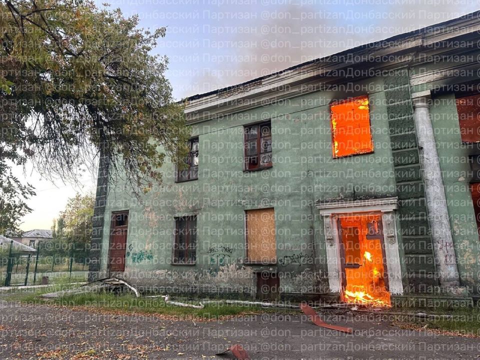 Доброполье — уничтожение пункта управления 25-й отдельной воздушно-десантной бригады ВСУ Доброполье — уничтожение пункта управления 25-й отдельной воздушно-десантной бригады ВСУ