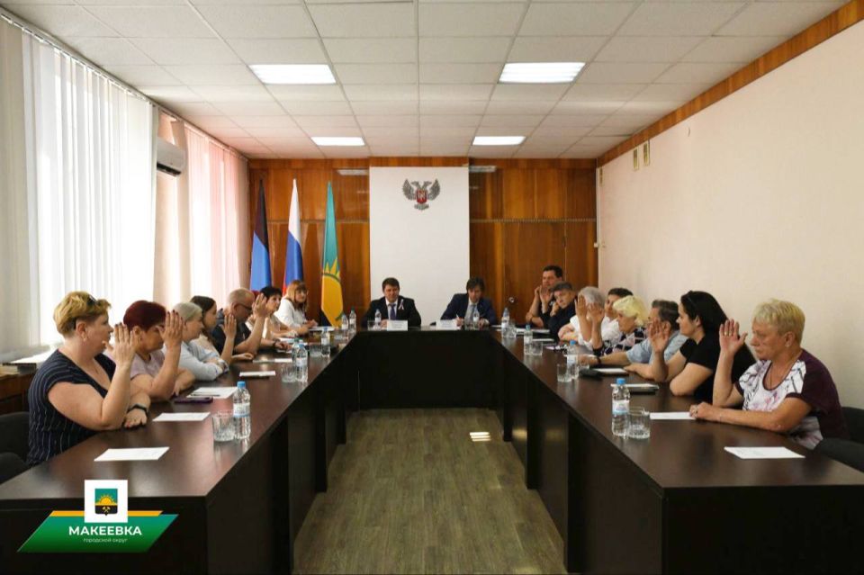 Сергей Самохин: Донецк, Макеевка, Енакиево, Торез, Горловка, Мангуш, Новоазовск — Общественные советы везде! Сергей Самохин: Донецк, Макеевка, Енакиево, Торез, Горловка, Мангуш, Новоазовск — Общественные советы везде!