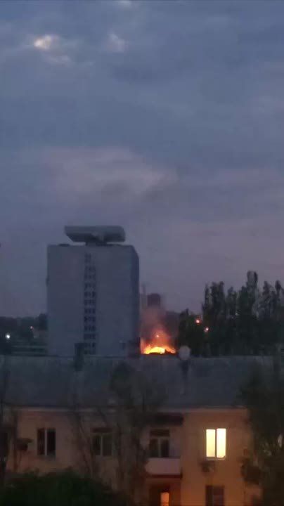 Прямо сейчас враг ведёт мощную атаку по мирным районам Донецка и Макеевки