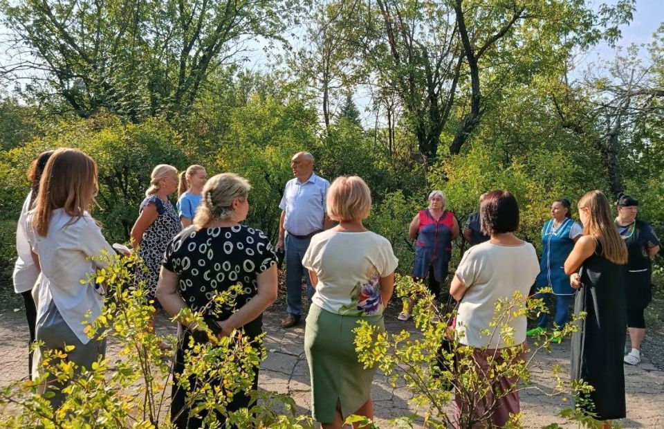 Продолжается живой диалог между населением и депутатами Макеевского городского совета Продолжается живой диалог между населением и депутатами Макеевского городского совета