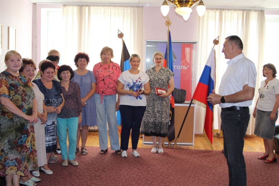 Продолжается живой диалог между населением и депутатами Макеевского городского совета Продолжается живой диалог между населением и депутатами Макеевского городского совета