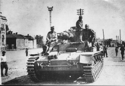         1943 