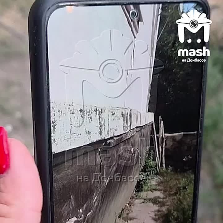 Администрация Макеевки не признавала дом на Николаева аварийным, а сегодня он развалился