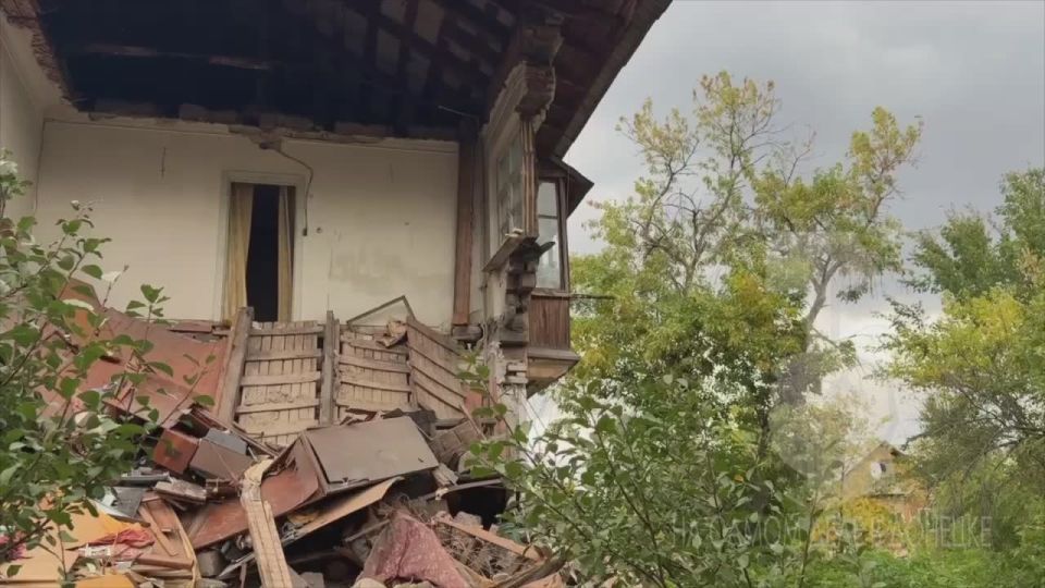 В Макеевке просто упала стена дома в Горняцком районе