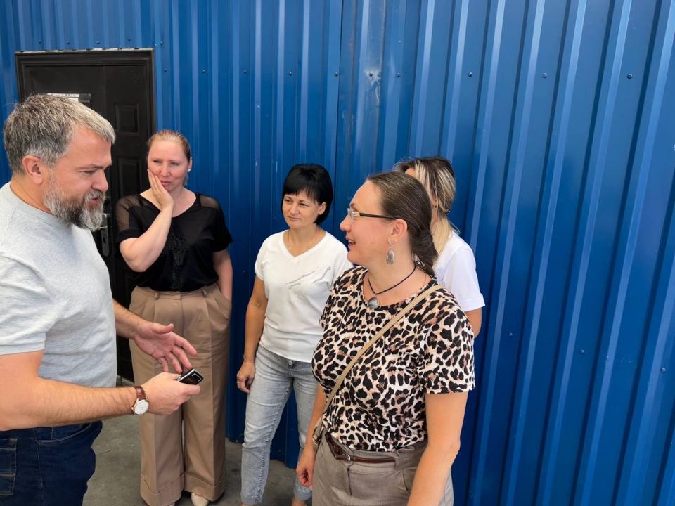 9 сентября, депутат Макеевского городского совета Геннадий Гальчук провел встречу по адресу: г. Макеевка, ул. 250–летия Донбасса, 74