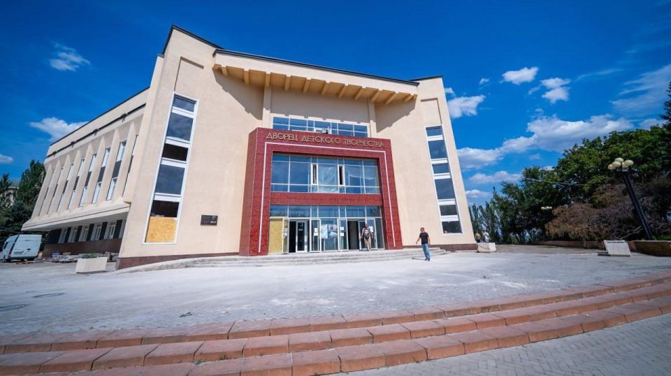 Депстрой Югры оценил ход работ на объектах восстановления в Макеевке Депстрой Югры оценил ход работ на объектах восстановления в Макеевке