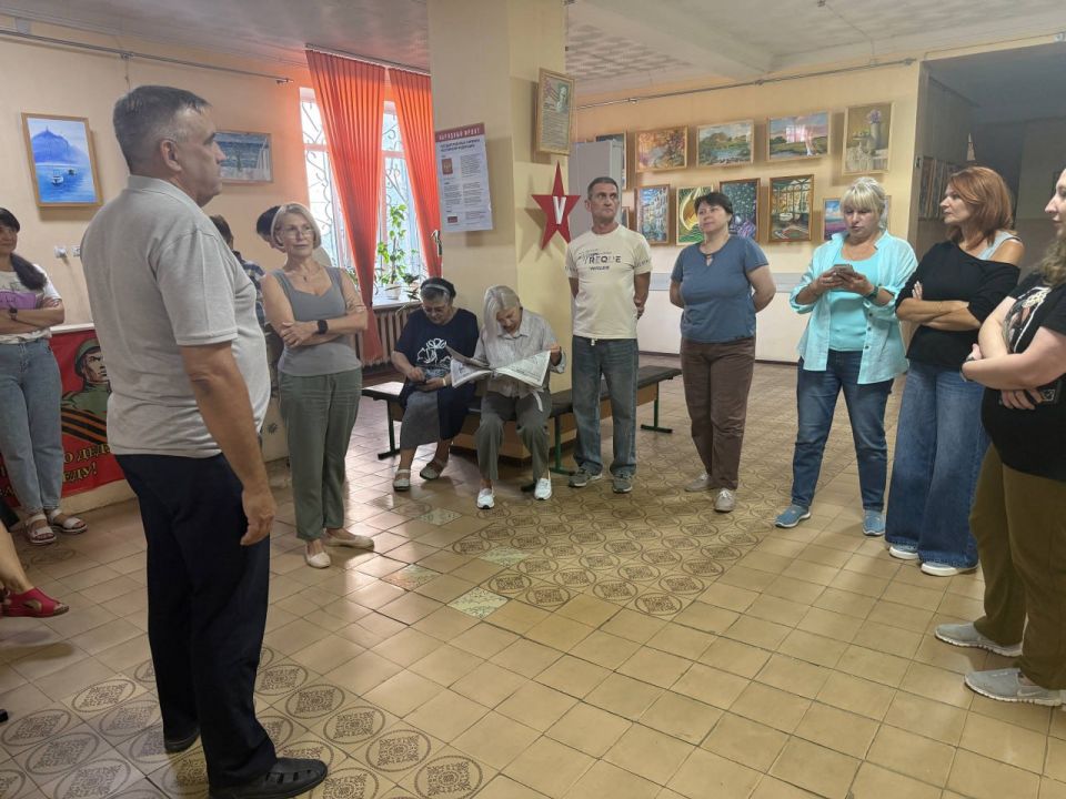 В Кировском внутригородском районе прошла встреча с трудовым коллективом В Кировском внутригородском районе прошла встреча с трудовым коллективом