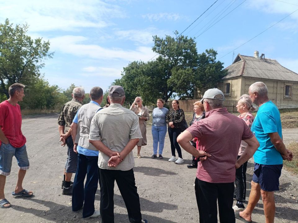 В Кировском внутригородском районе прошла встреча с населением В Кировском внутригородском районе прошла встреча с населением