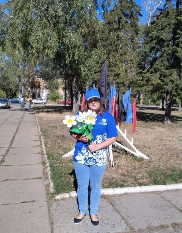 11 сентября в Червоногвардейском районе города Макеевки прошла акция под названием «Любимому городу 335!»