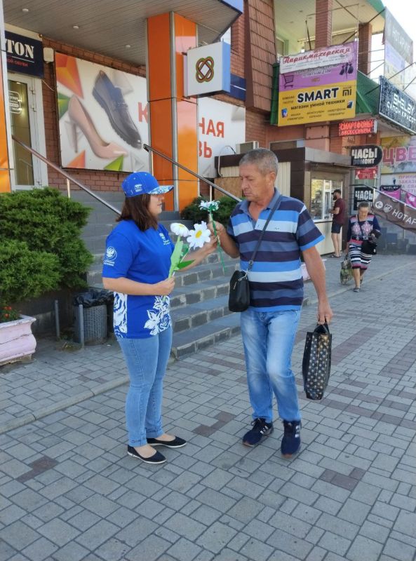 11 сентября в Червоногвардейском районе города Макеевки прошла акция под названием «Любимому городу 335!» 11 сентября в Червоногвардейском районе города Макеевки прошла акция под названием «Любимому городу 335!»