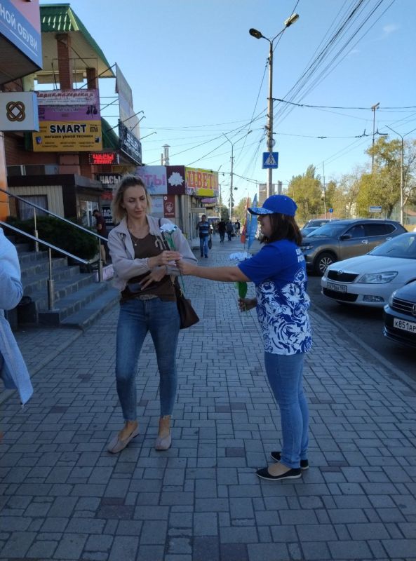 11 сентября в Червоногвардейском районе города Макеевки прошла акция под названием «Любимому городу 335!» 11 сентября в Червоногвардейском районе города Макеевки прошла акция под названием «Любимому городу 335!»