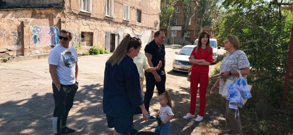 12 сентября, депутат Макеевского городского совета Татьяна Репунова провелавстречу по адресу: г.о. Макеевка, г. Макеевка, ул. Шевченко, 27 12 сентября, депутат Макеевского городского совета Татьяна Репунова провелавстречу по адресу: г.о. Макеевка, г. Макеевка, ул. Шевченко, 27