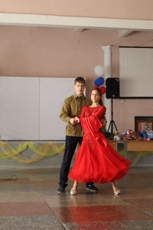 Одна страна – одна семья: День города Макеевки отметили в духе дружбы народов! Одна страна – одна семья: День города Макеевки отметили в духе дружбы народов!