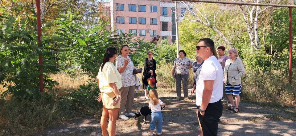 12 сентября, депутат Макеевского городского совета Татьяна Репунова провелавстречу по адресу: г.о. Макеевка, г. Макеевка, ул. Шевченко, 27 12 сентября, депутат Макеевского городского совета Татьяна Репунова провелавстречу по адресу: г.о. Макеевка, г. Макеевка, ул. Шевченко, 27