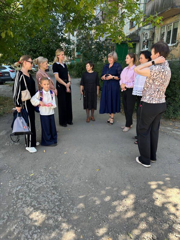 Сегодня, 12 сентября, спикер Оксана Рыжиковапровела встречу по адресу: г.о. Макеевка, г.Макеевка, кв-л Гвардейский, 16 Сегодня, 12 сентября, спикер Оксана Рыжиковапровела встречу по адресу: г.о. Макеевка, г.Макеевка, кв-л Гвардейский, 16