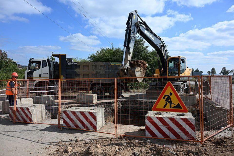 В 500 школах, перешедших на очную форму обучения, организовано горячее питание для учеников 1-4 классов В 500 школах, перешедших на очную форму обучения, организовано горячее питание для учеников 1-4 классов