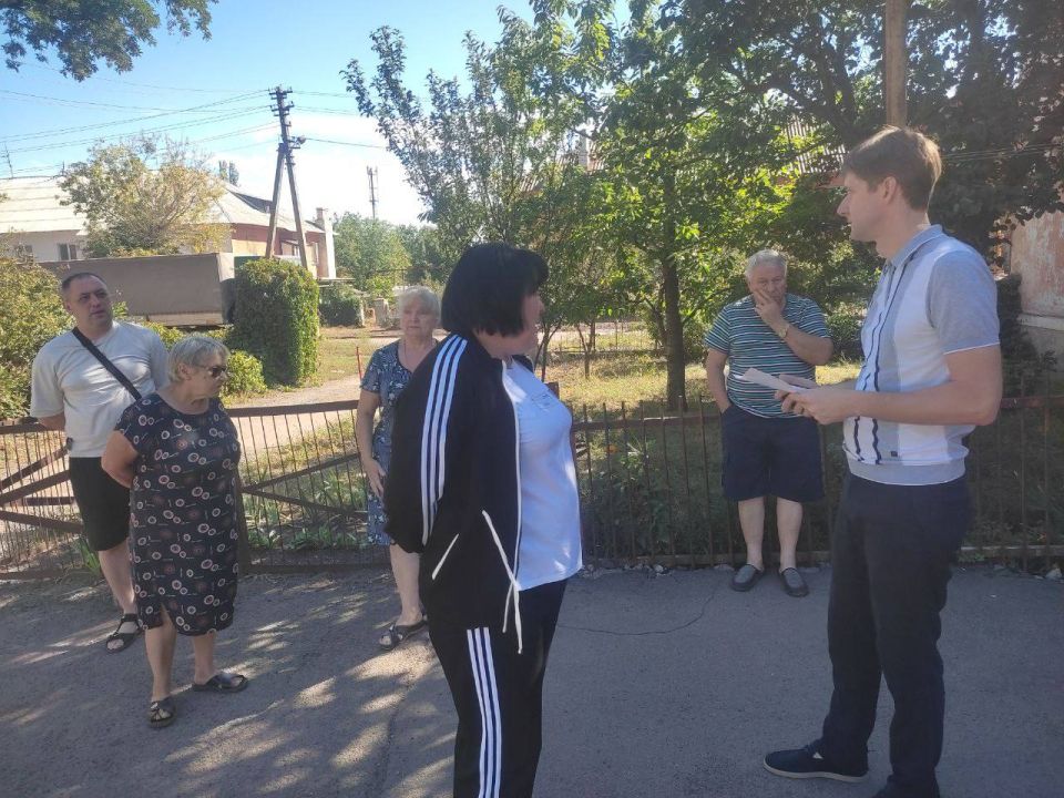 По поручению Главы Республики Дениса Пушилина, на территории Кировского внутригородского района продолжаются встречи с населением на подведомственной территории