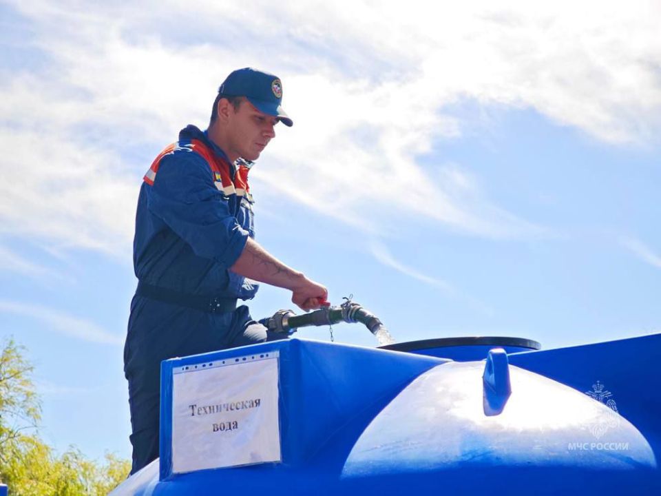 МЧС России организовало работу трех станции комплексной очистки воды