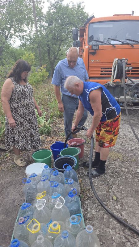 В Макеевке продолжается мониторинг подвоза воды населению В Макеевке продолжается мониторинг подвоза воды населению