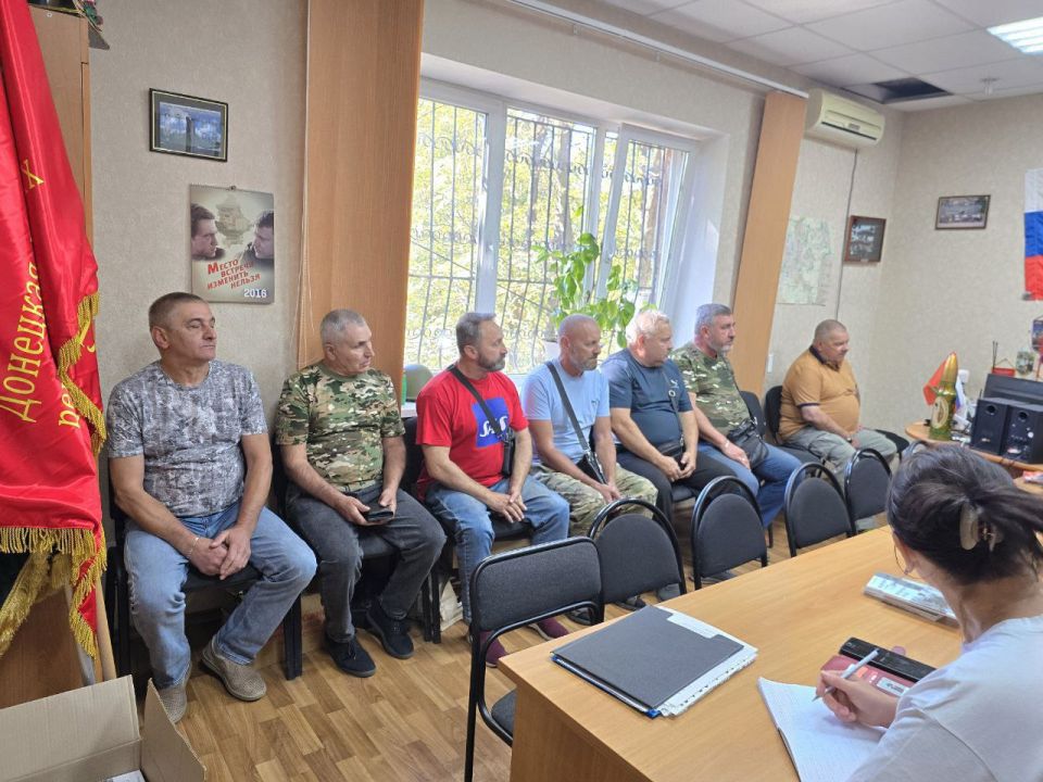 Дмитрий Огилец: 13 сентября в Макеевской городской организации "Российский союз ветеранов Афганистана и специальных военных операций" прошло очередное заседание правления в ходе которого были подведены итоги деятельности за... Дмитрий Огилец: 13 сентября в Макеевской городской организации "Российский союз ветеранов Афганистана и специальных военных операций" прошло очередное заседание правления в ходе которого были подведены итоги деятельности за...