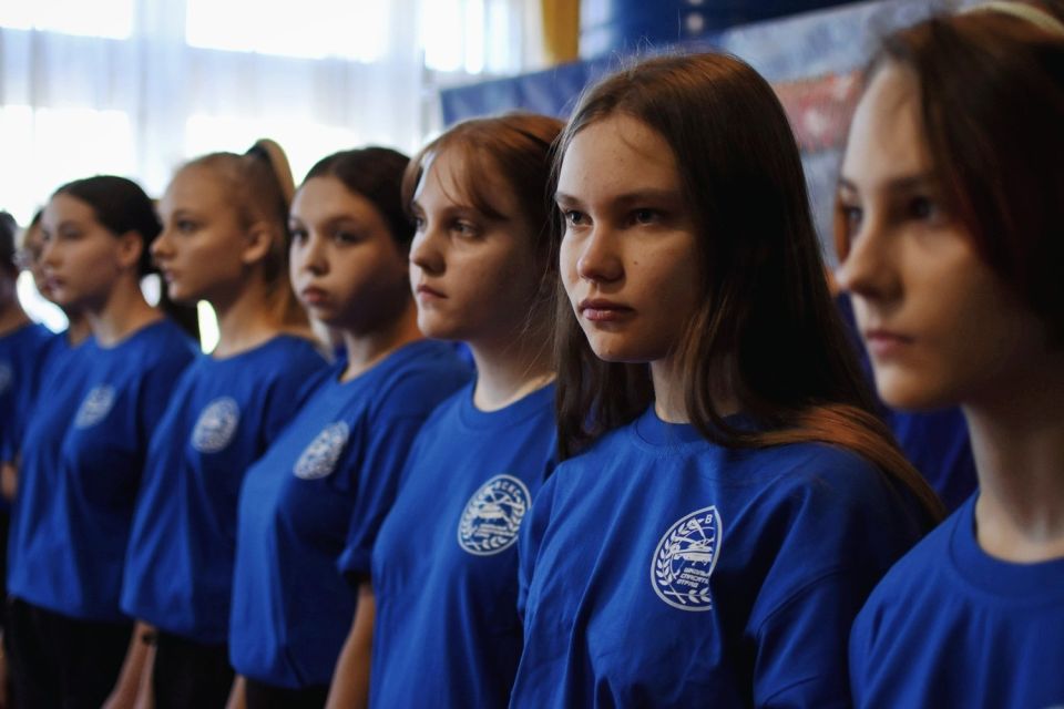 Шанс стать спасателем. На базе макеевской школы №29 открылся девятнадцатый школьный спасательный отряд в Республике – «Шанс» Шанс стать спасателем. На базе макеевской школы №29 открылся девятнадцатый школьный спасательный отряд в Республике – «Шанс»