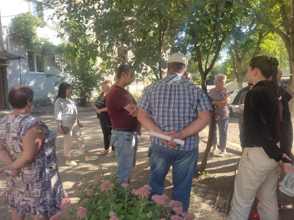 #80регион. Сегодня, 15 сентября, заместитель руководителя Управы Кировского внутригородского района Администрации городского округа Макеевка Донецкой Народной Республики Ирина Воронина провела встречу с жителями на...