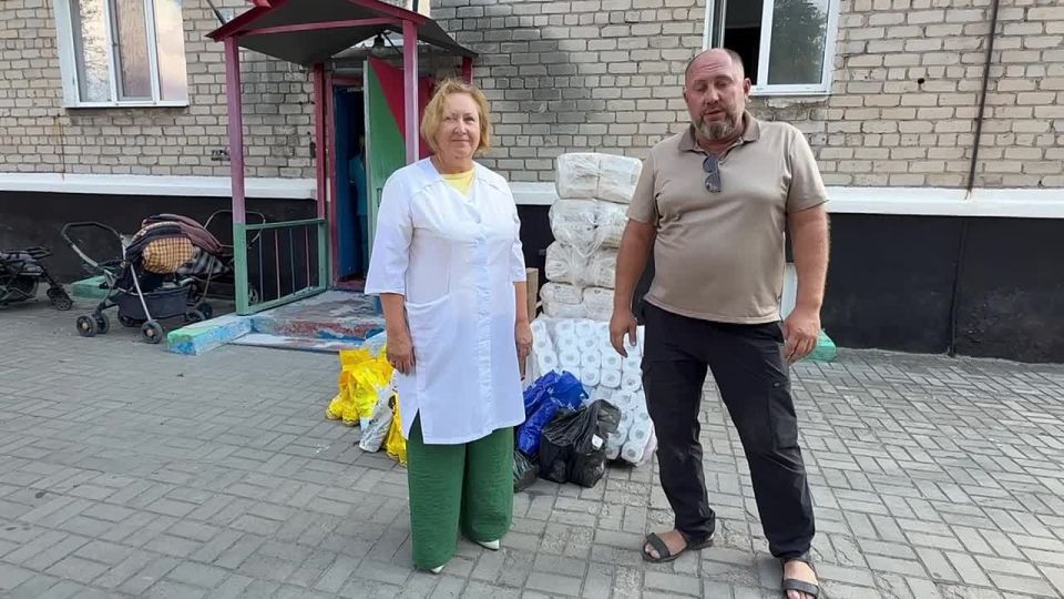 Валерия Петрусевич: Привезли гуманитарную помощь в Макеевский детский дом