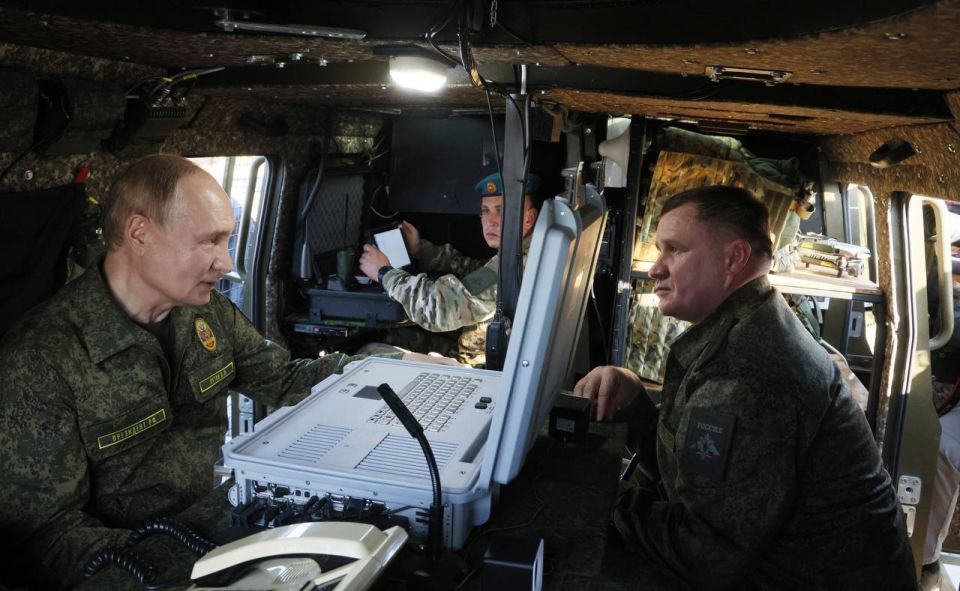 Александр Подгорный: О разработках ЦБСТ, который создан при поддержке Единой России, доложил Президенту, Верховному Главнокомандующему Вооружёнными Силами РФ Владимиру Владимировичу Путину в рамках учений «Запад-2025» Александр Подгорный: О разработках ЦБСТ, который создан при поддержке Единой России, доложил Президенту, Верховному Главнокомандующему Вооружёнными Силами РФ Владимиру Владимировичу Путину в рамках учений «Запад-2025»