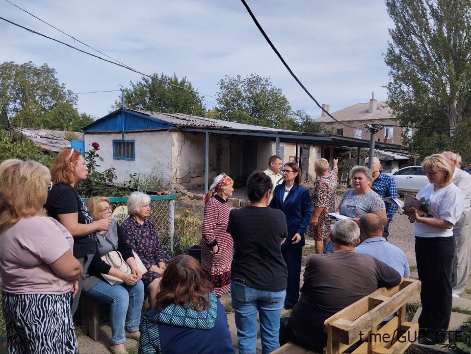 СХОДЫ ГРАЖДАН – ЭТО ПУТЬ К УСТАНОВЛЕНИЮ ПРЯМОГО ДИАЛОГА С ПОТРЕБИТЕЛЕМ СХОДЫ ГРАЖДАН – ЭТО ПУТЬ К УСТАНОВЛЕНИЮ ПРЯМОГО ДИАЛОГА С ПОТРЕБИТЕЛЕМ