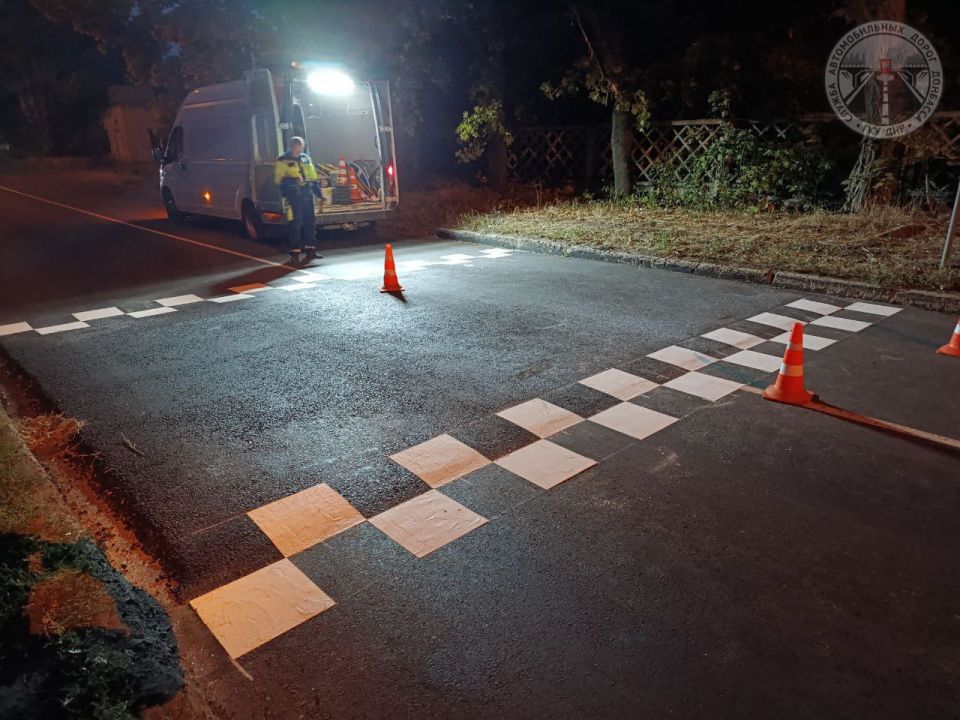 Донецк меняется: уже восстановлено 26 улиц, впереди — Ленинский проспект Донецк меняется: уже восстановлено 26 улиц, впереди — Ленинский проспект