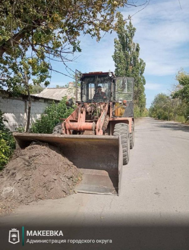 Дорожники готовят улицу к устройству асфальтового покрытия
