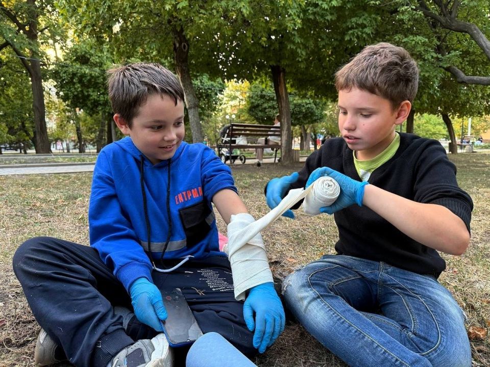 Первая помощь от Старшего брата