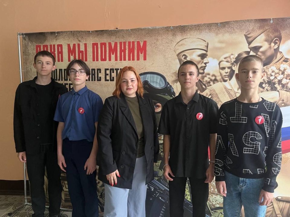 Участники волонтёрских отрядов принимают активное участие в социальном проекте помощи гражданам, нуждающимся в поддержке Участники волонтёрских отрядов принимают активное участие в социальном проекте помощи гражданам, нуждающимся в поддержке