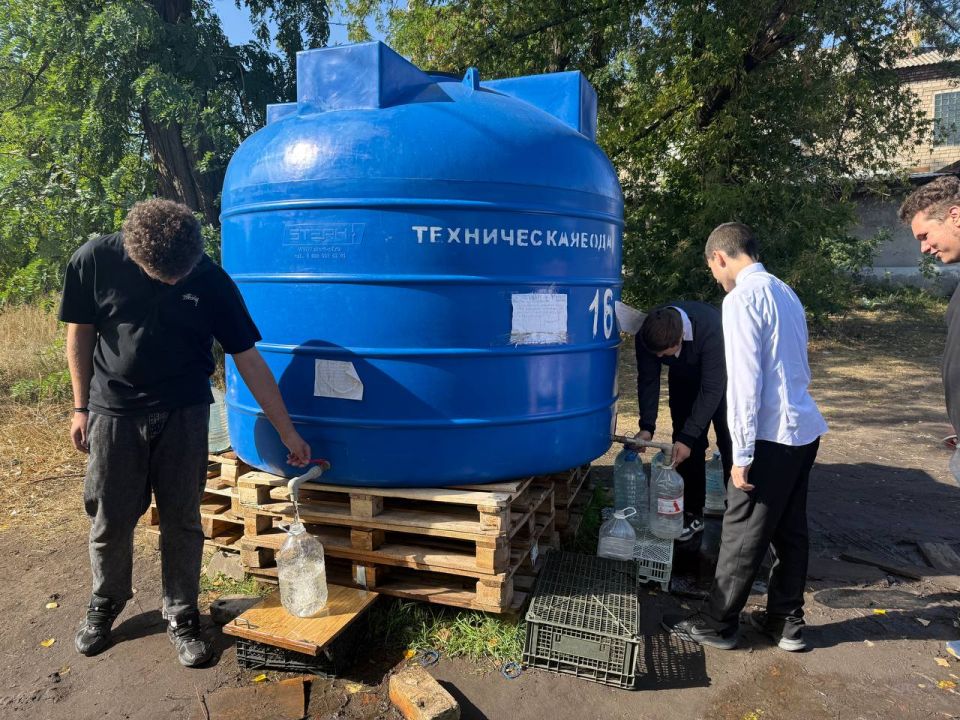 Участники волонтёрских отрядов принимают активное участие в социальном проекте помощи гражданам, нуждающимся в поддержке Участники волонтёрских отрядов принимают активное участие в социальном проекте помощи гражданам, нуждающимся в поддержке