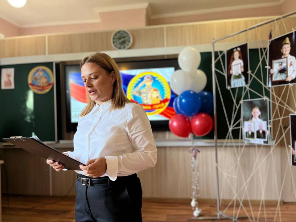 Дети ждут... А герои сражаются Дети ждут... А герои сражаются