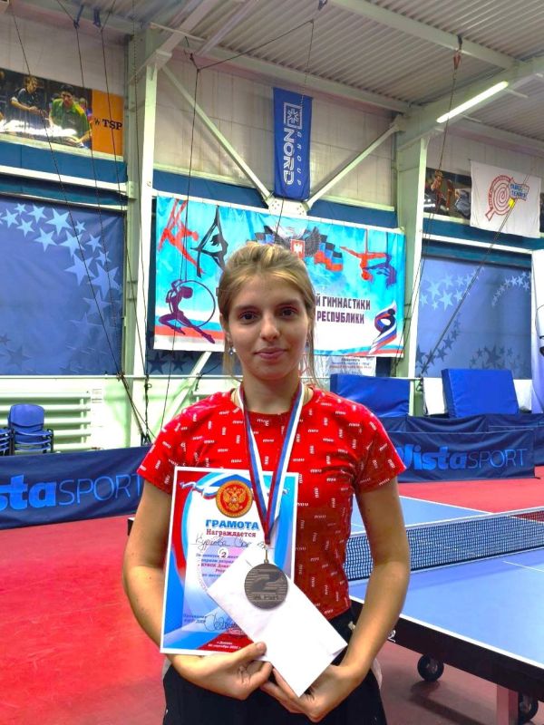 ПОЗДРАВЛЯЕМ. В Кубке Донецкой Народной Республики по настольному теннису принимали участие более полусотни спортсменов