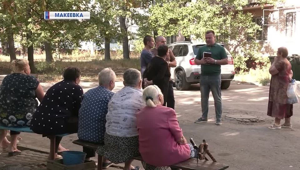 Коммунальный ад: дом в Макеевке после пожара остался без лифта, остекления и воды